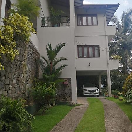 Shalom Apartamento Peradeniya Exterior foto