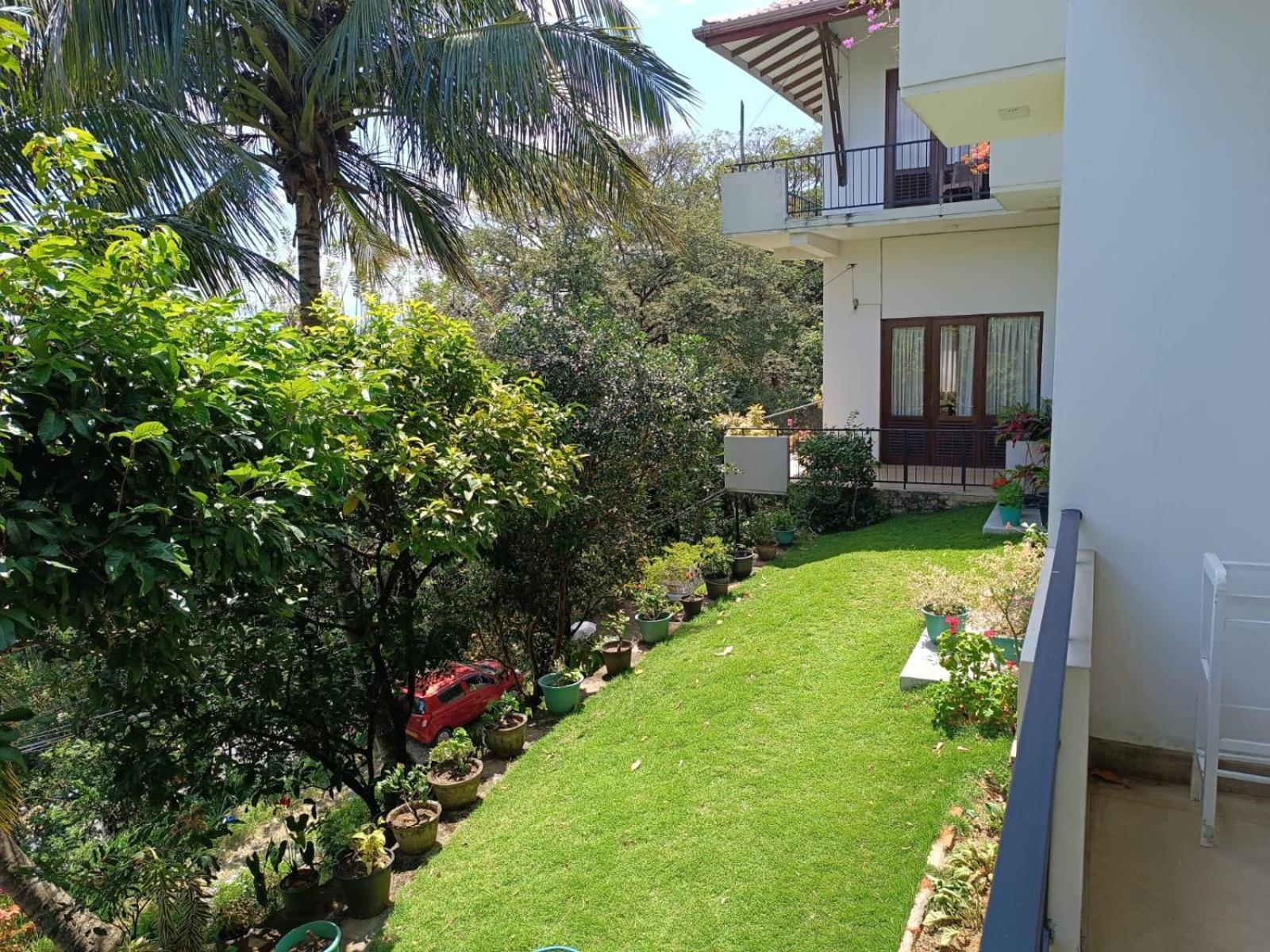 Shalom Apartamento Peradeniya Exterior foto